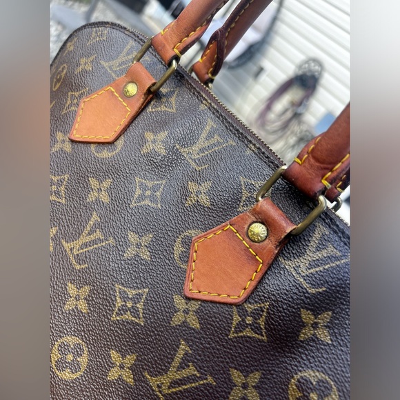 LV ALMA bag - Picture 8 of 16